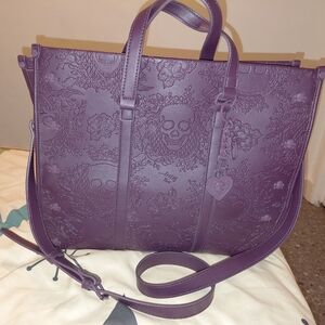 Betsey Johnson Xomattie tote bag Purple Plum Color